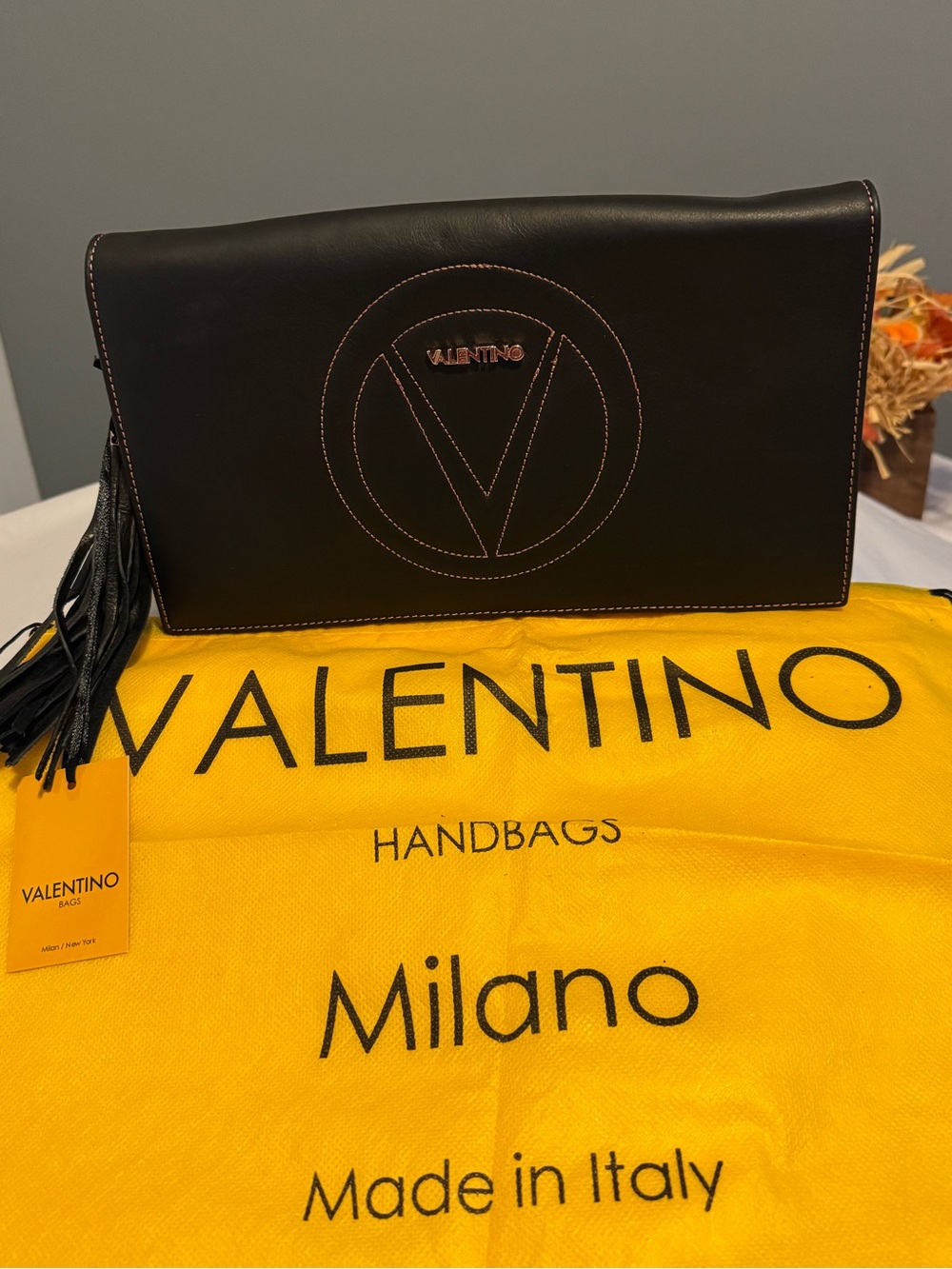 NWT Mario Valentino Lena Black Leather Crossbody Clutch VA9303 Made in Italy